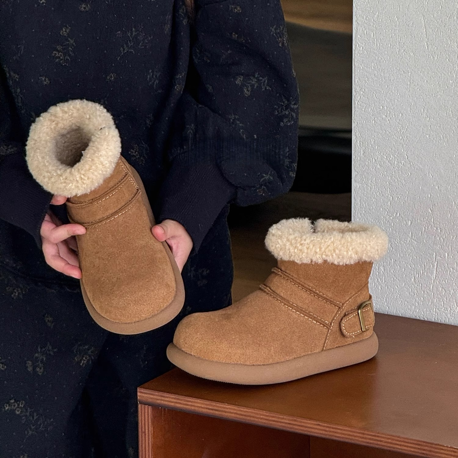 真皮女童雪地靴2025新款冬季加厚儿童勃肯棉鞋防滑羊羔毛保暖冬靴,童鞋/婴儿鞋/亲子鞋,雪地靴,淘宝优惠券,粉丝福利购,淘宝优惠卷