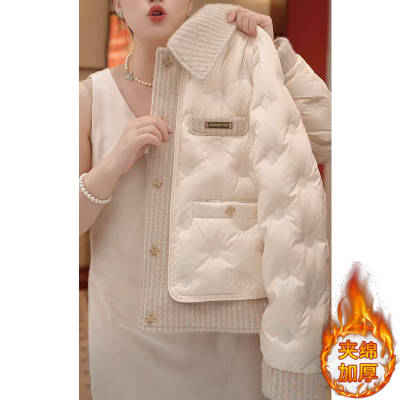 小香风翻领轻薄羽绒服女