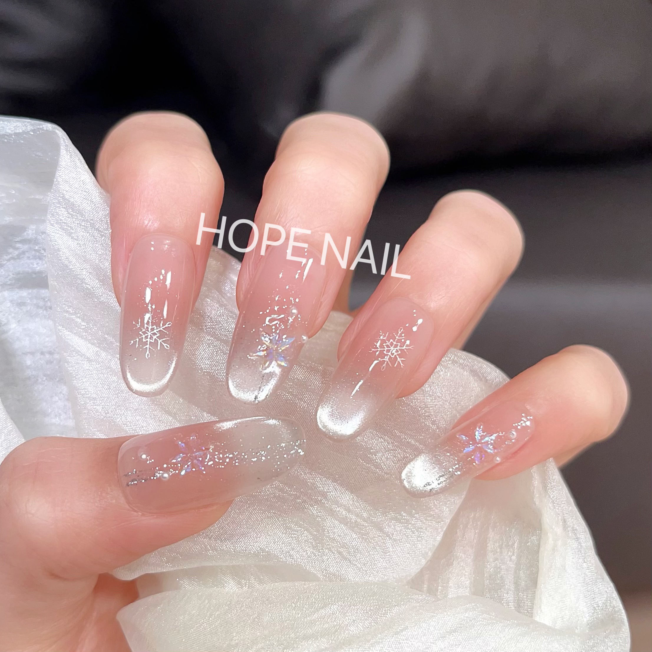 【瑞雪丰年】冰透法式裸色雪花猫眼手工穿戴甲温柔气质显白美甲贴