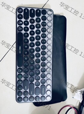 议价 米物MIIIW 键盘，双模，包好用！实物拍摄，一擦很干净的！