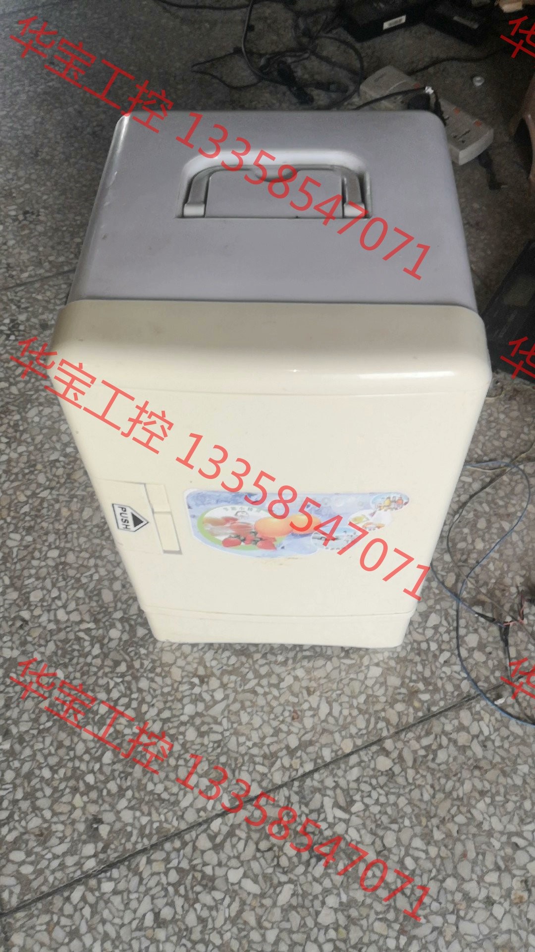 议价 移动冰箱便携冰箱车载家用冰箱两用途，二手的东西，正常使