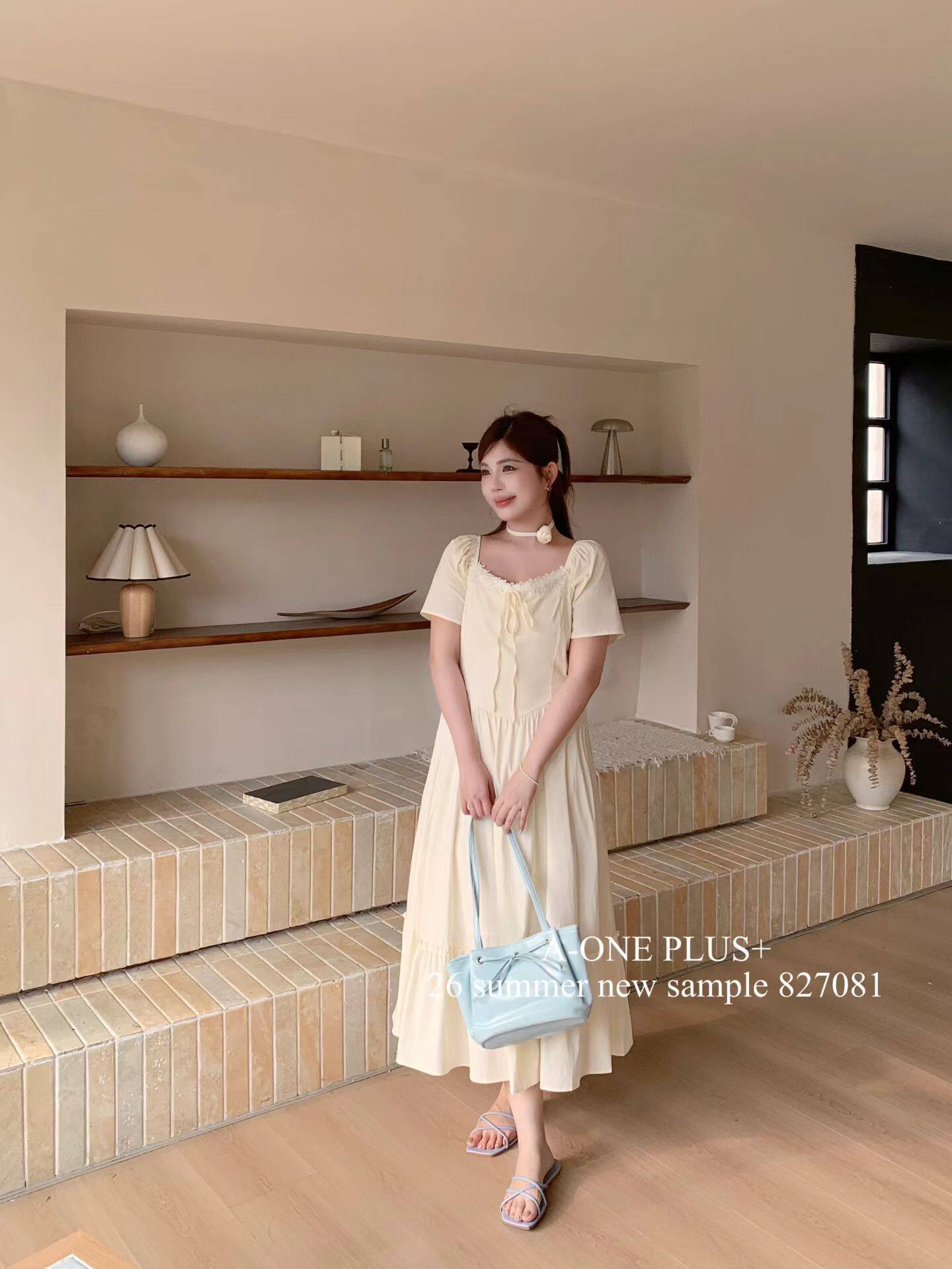 AONE家827081#方领连衣裙5/20 蓝  杏  粉 SM