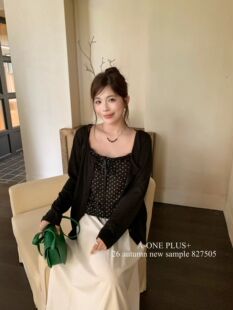 AONE家827586#半身裙 藏青 黑 白 S～M