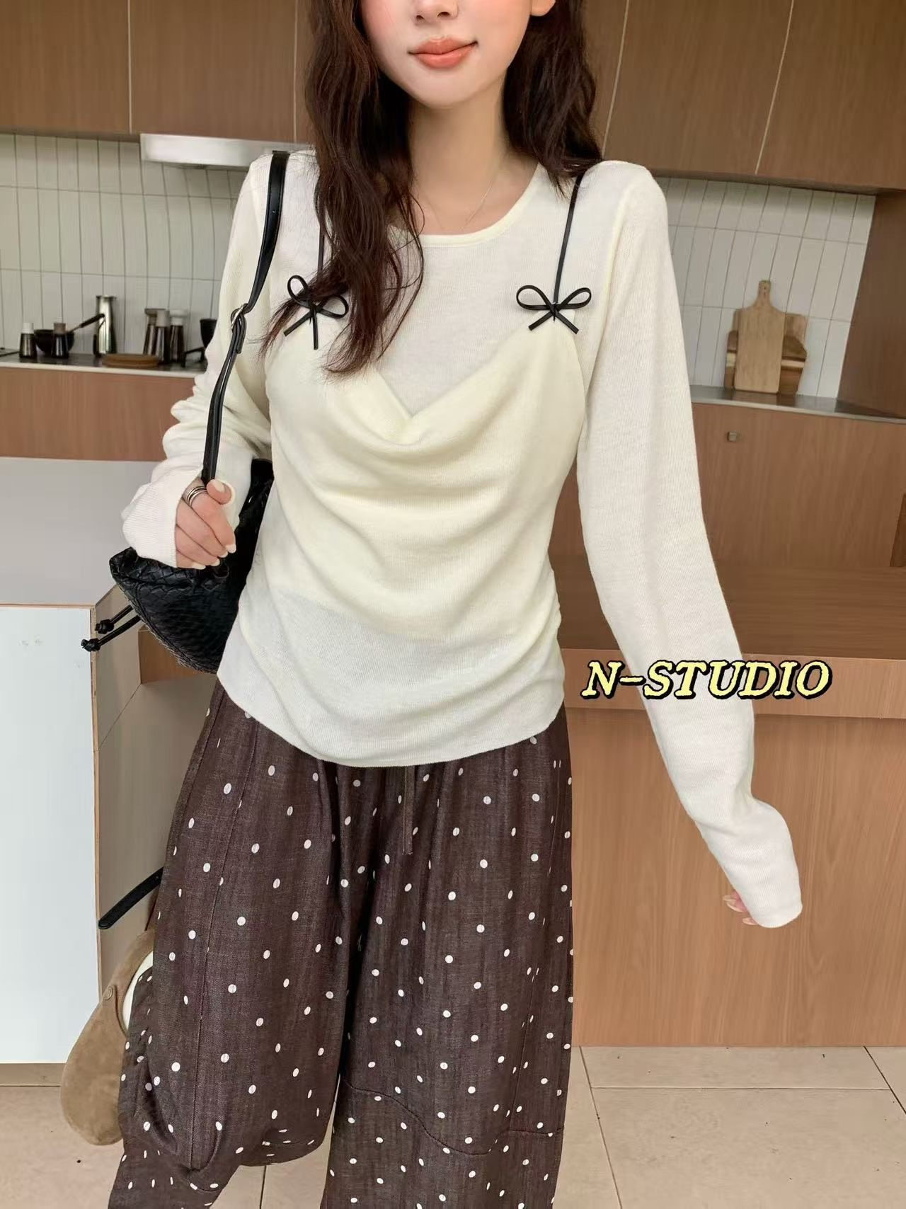 N家m708#假两件蝴蝶结针织衫 黑、杏、粉、蓝 M、L、XL图片