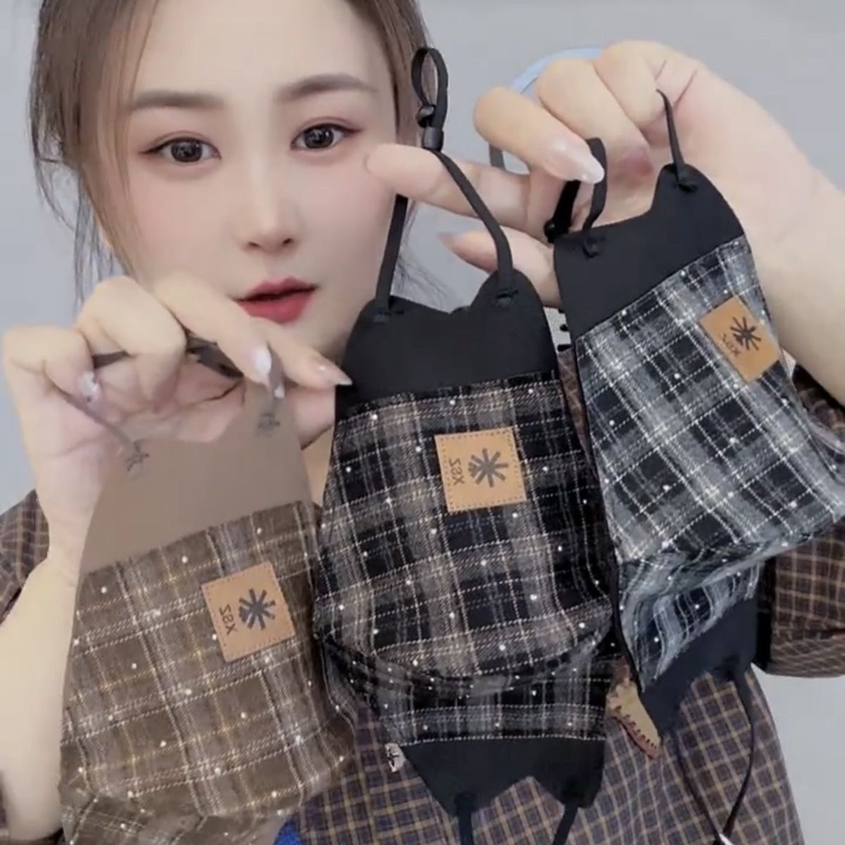 秋冬季格子保暖口罩女高颜值3d立体显脸小保暖骑车防风防寒面罩