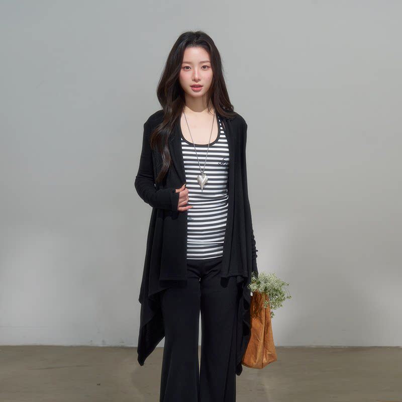 iNSLiiSA 长款不规则黑色薄款气质开衫女针织早春穿搭垂感长外套