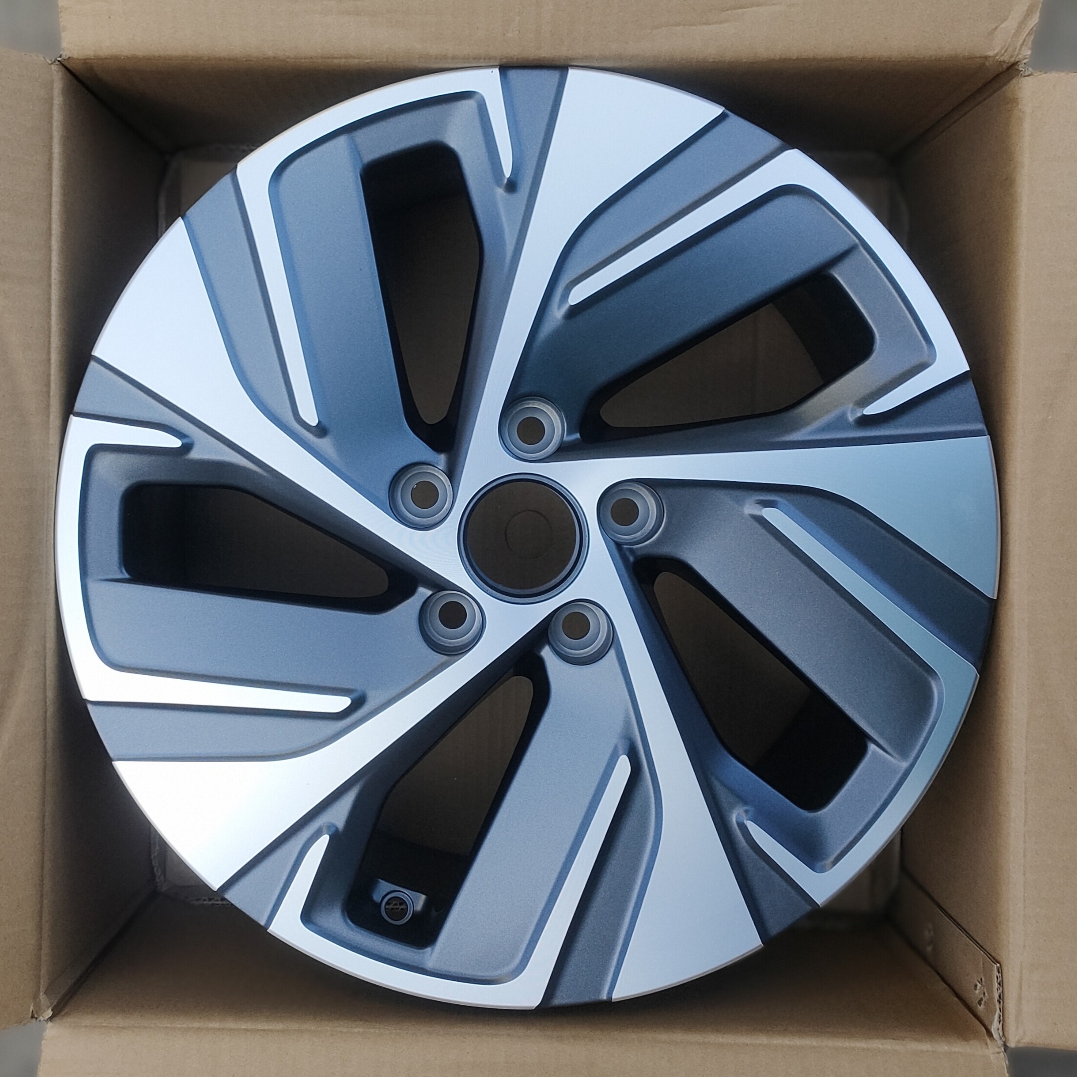 适用于17寸大众宝来铝合金轮毂帕萨特 迈腾 速腾 高尔夫钢圈全新