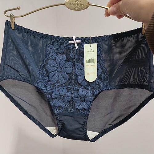 专柜正品女士中腰网纱蕾丝舒适性感透气三角裤内裤L码 XL码