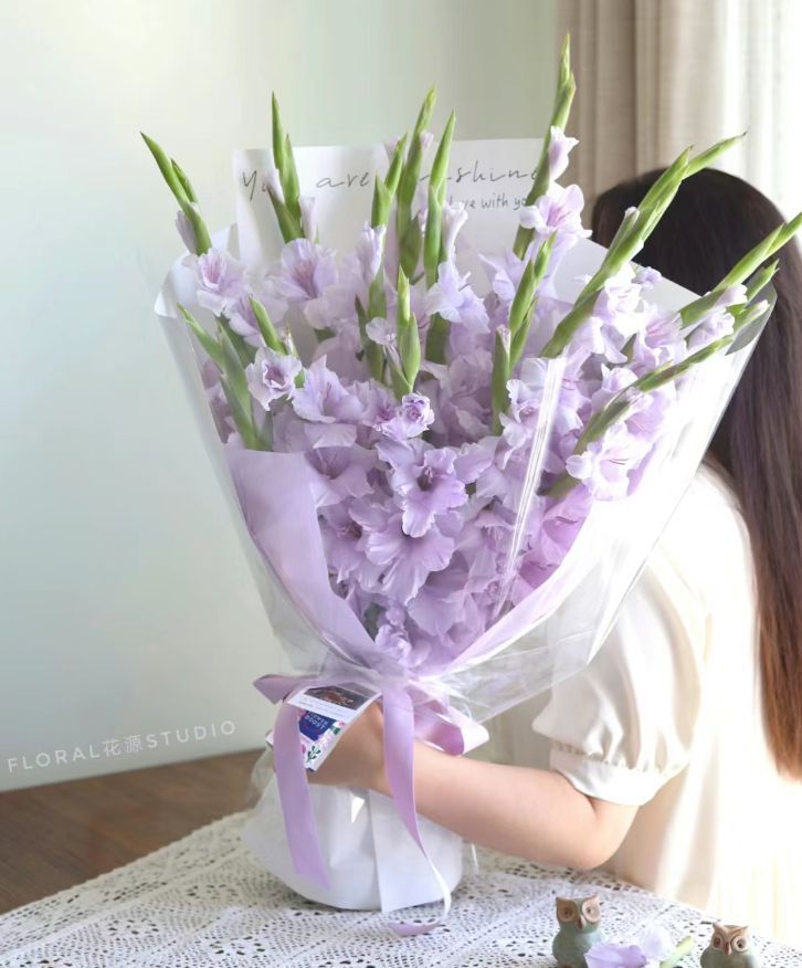 新款剑兰花束重庆同城鲜花速递送朋友闺蜜爱人生日送领导长辈老师