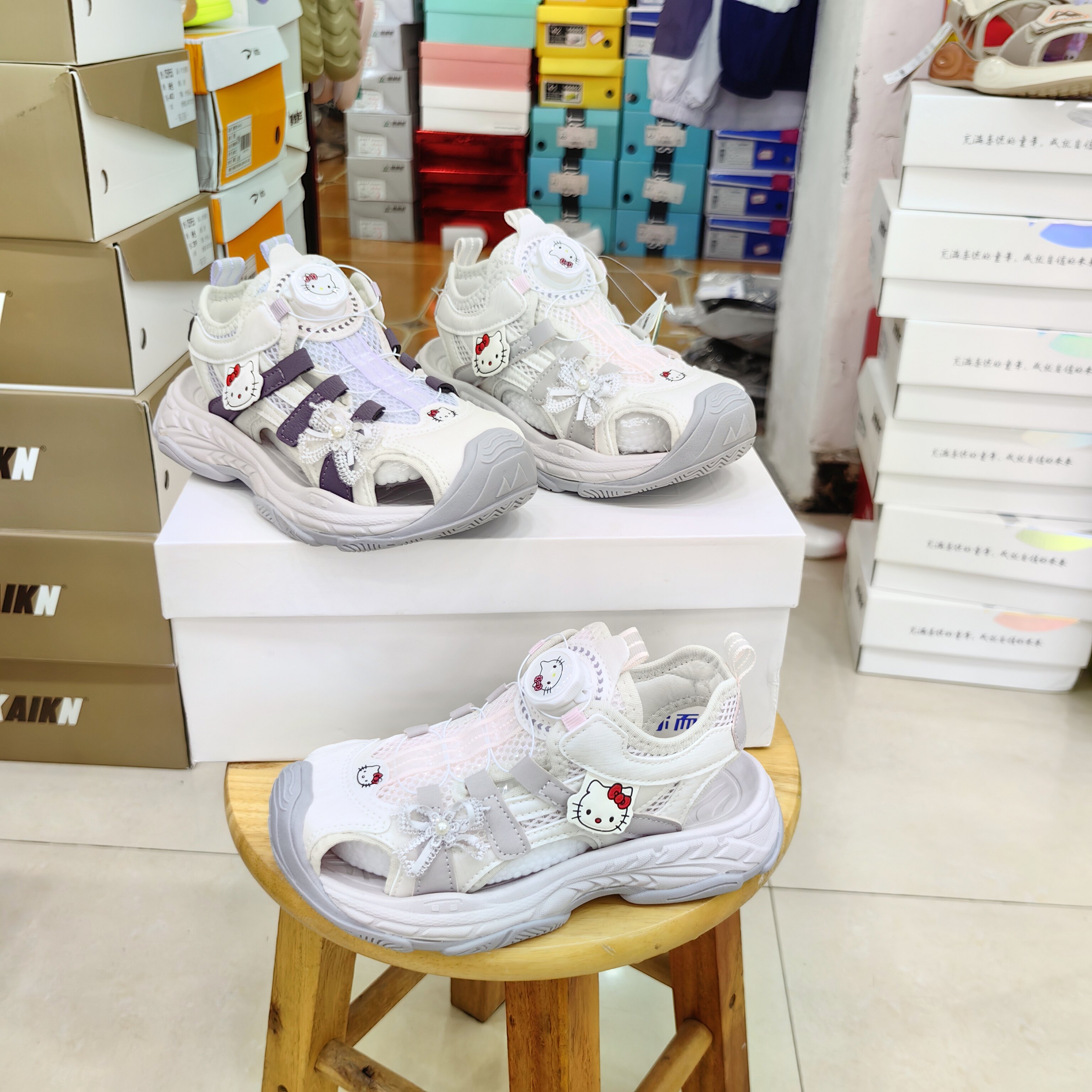 2026夏季新款儿童凉鞋女童防滑跑步凉鞋卡通KT猫包头凉鞋32-37码