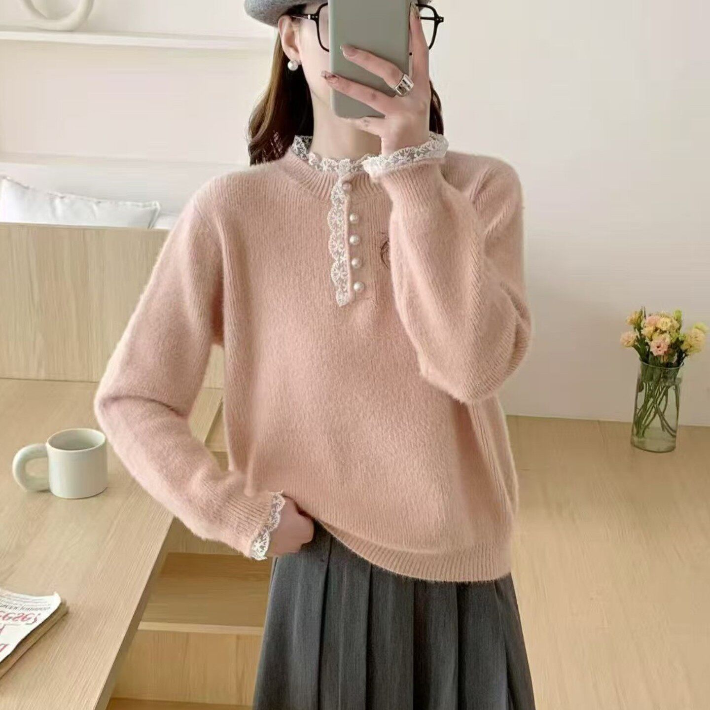 蕾丝拼接水貂绒毛衣打底衫女秋冬新款宽松洋气软糯内搭花边针织衫,女装/女士精品,毛针织衫,淘宝优惠券,粉丝福利购,淘宝优惠卷