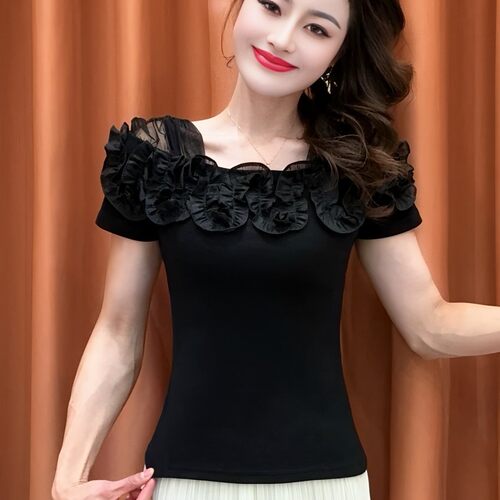 设计感立体花朵短袖小衫女夏季