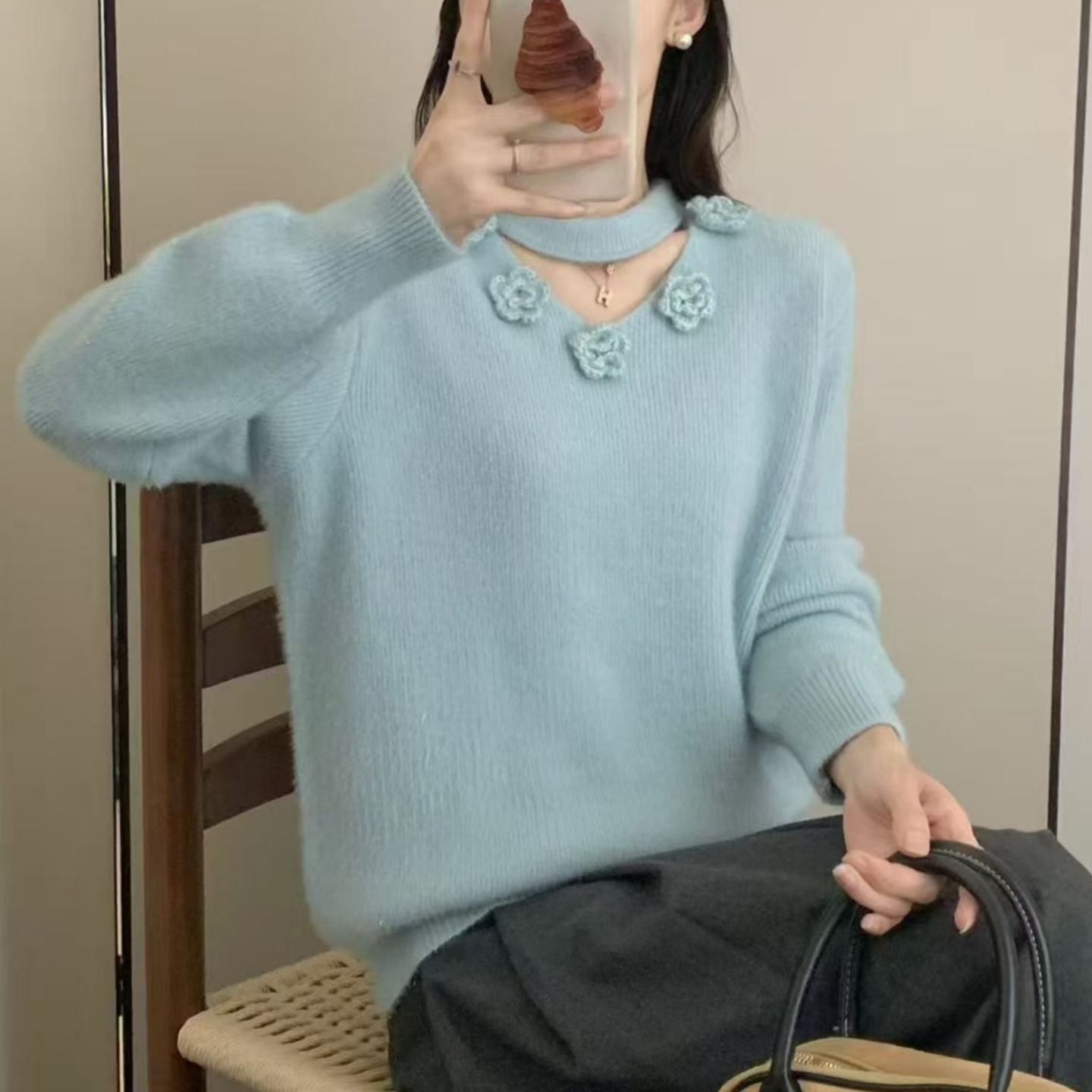 温柔风立体花朵V领毛衣女秋冬