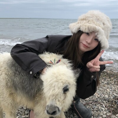 颜小姐/川西出游显脸小宽松型兔毛帽雪地帽青甘氛围大头围帽