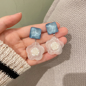 法式 白色花蓝色耳环女夏季 森系超仙气质耳钉精致简约主流耳饰耳夹