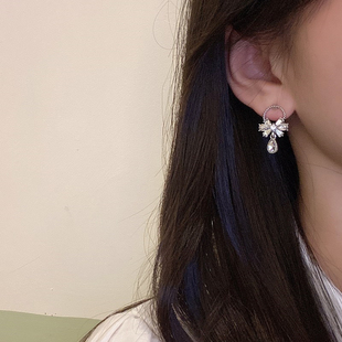 潮网红ins简约风镶钻水滴耳钉耳坠耳饰配饰 蝴蝶结耳环女2025新款