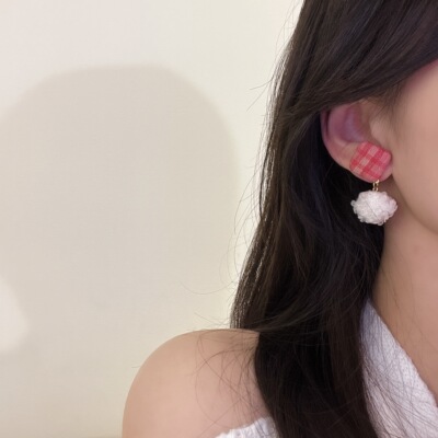 s925银针甜美可爱毛球耳环毛绒圆