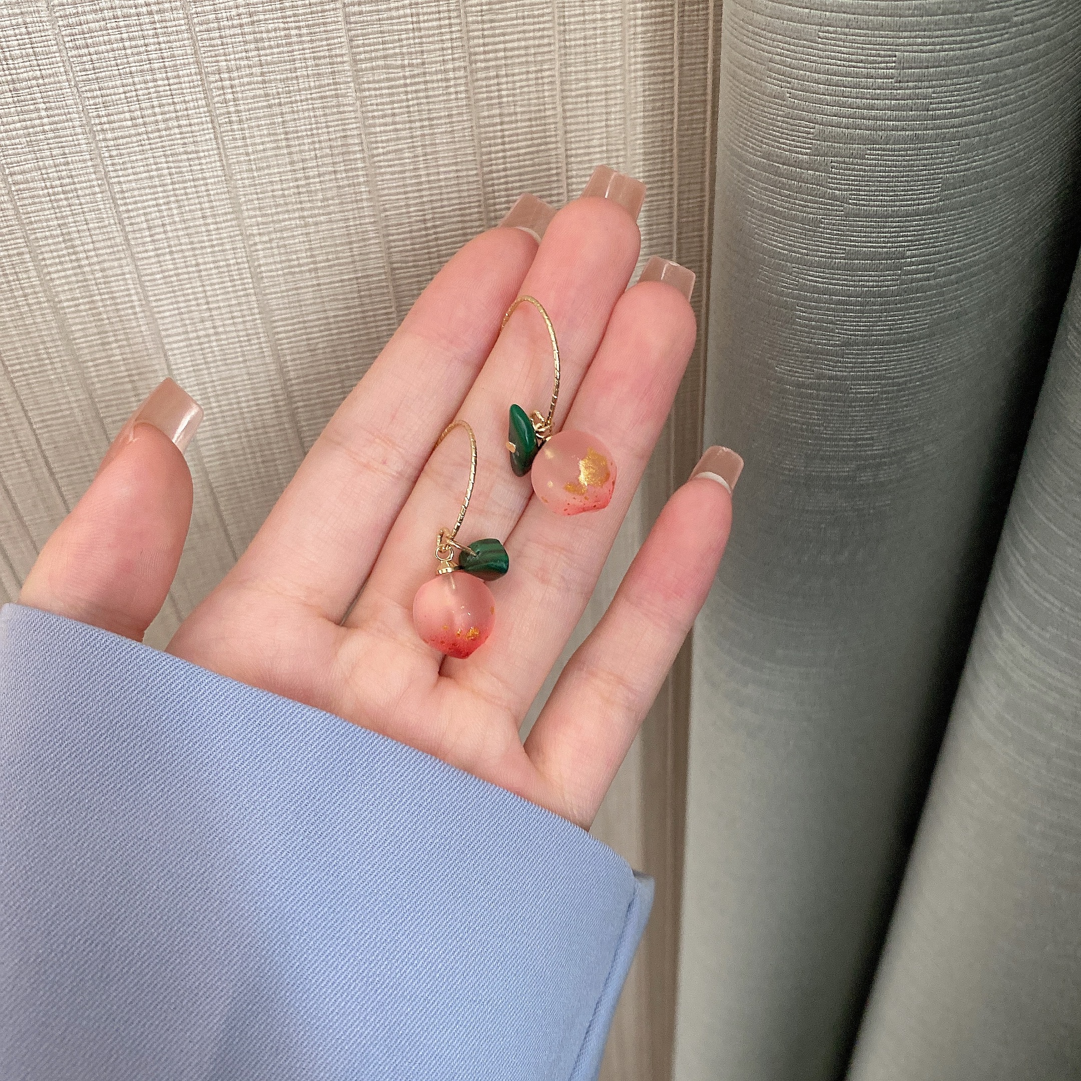 粉色水蜜桃甜美风森系百搭耳环