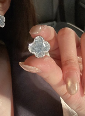 蓝色四叶花耳钉女轻奢小众设计高级感气质耳环法式精致镶钻耳夹