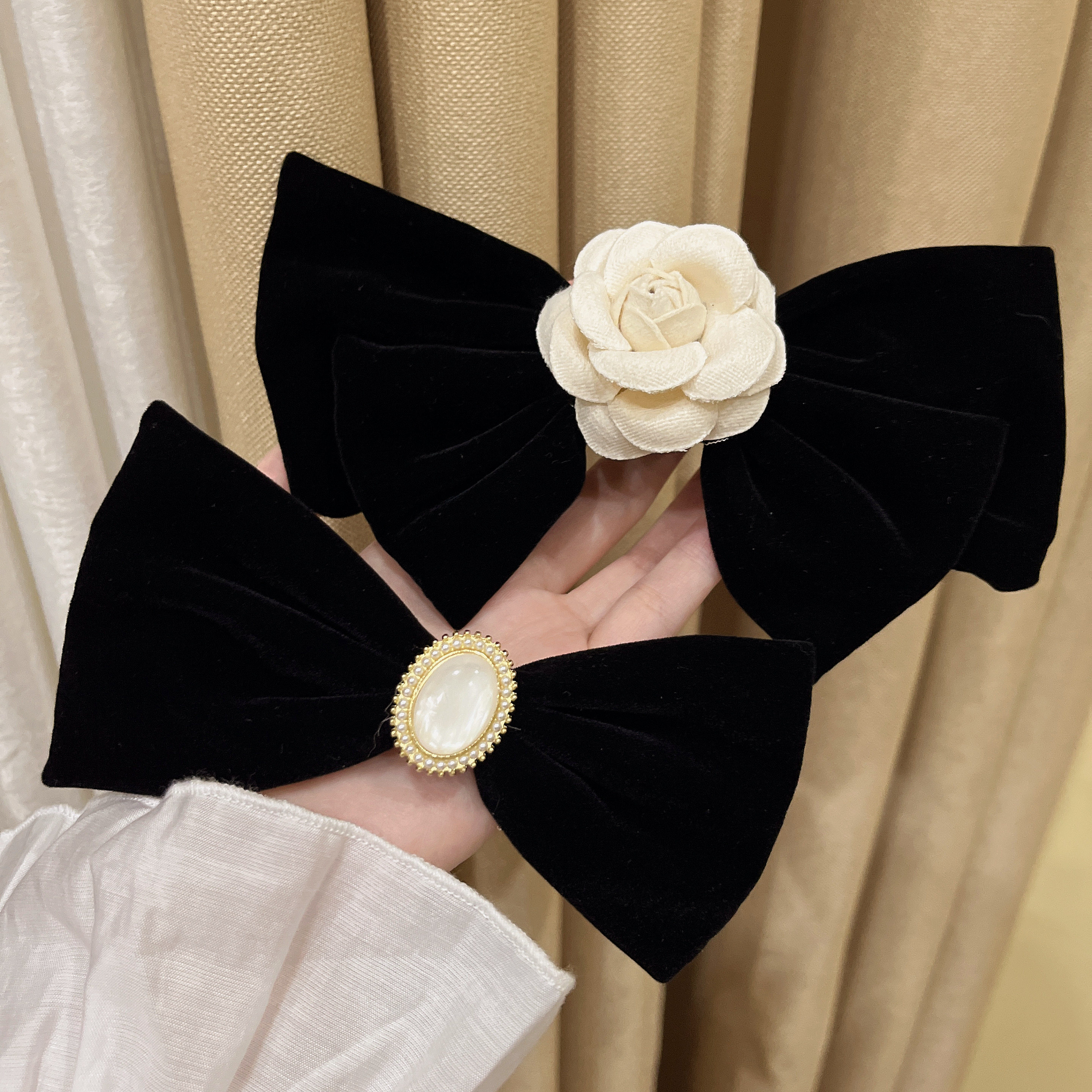复古丝绒蝴蝶结山茶花发夹黑色珍珠后脑勺顶夹小香风气质宫廷发饰