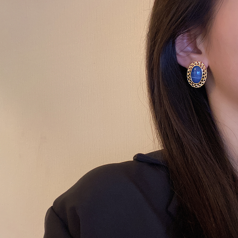 法式复古美人典雅风圆纽扣银耳钉