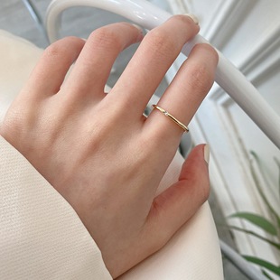 小红书抖音小方戒指镶钻戒子网红方形女素圈小众高级设计感配饰