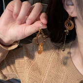 美拉德虎眼石串珠耳钉女复古港风高级感耳环2025新款 小众独特耳夹