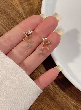 气质星星耳钉小众设计感耳钉女韩国网红五星耳环小巧耳饰
