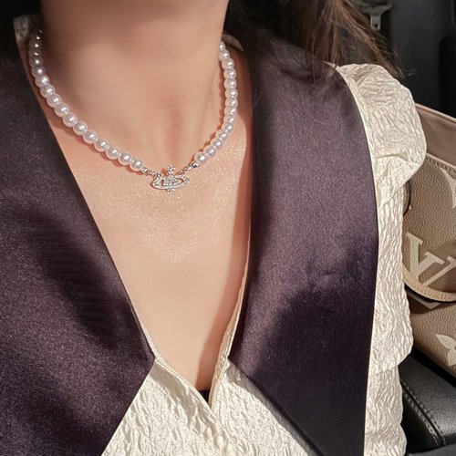 西太后土星珍珠项链颈链女设计感小众轻奢高级感气质choker锁骨链