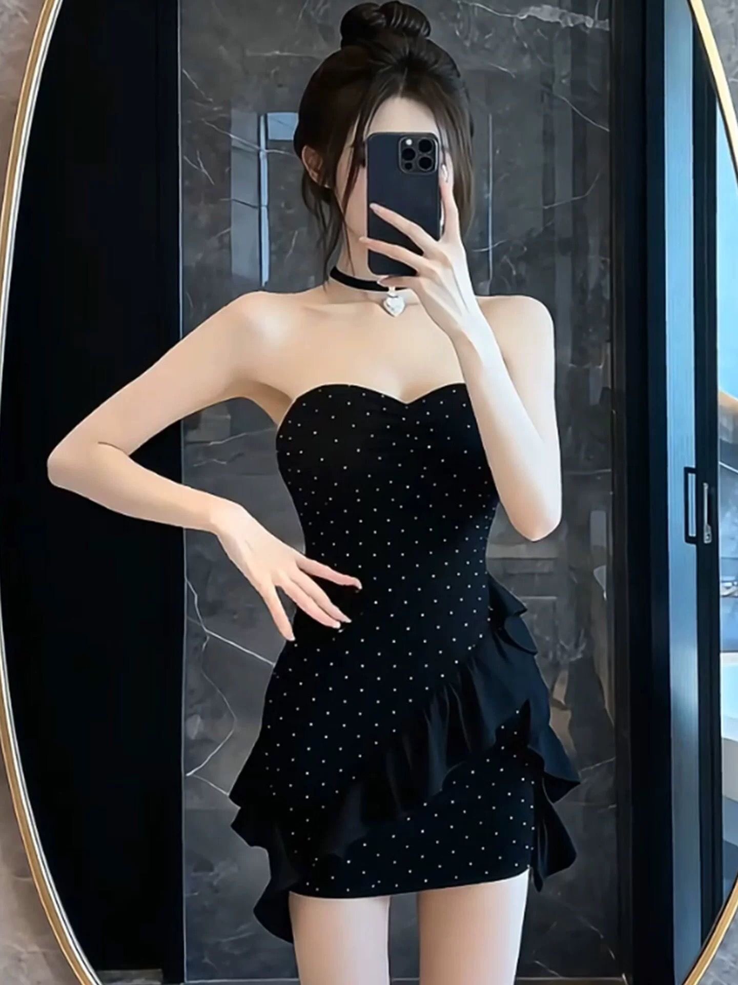 夜店纯欲性感礼服裙低胸露背无袖抹胸包臀连衣裙气质辣妹蹦迪短裙