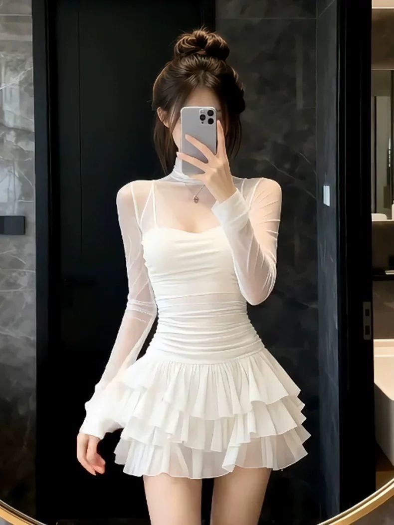 法式复古黑色网纱长袖连衣裙女秋冬气质高级感收腰显瘦蛋糕短裙子