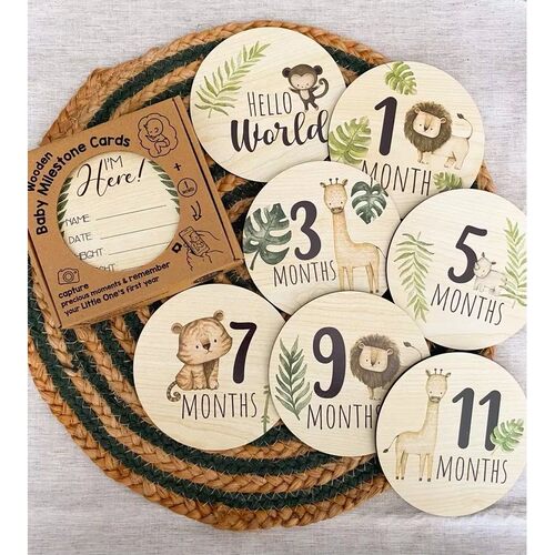 7PCS Newborn Photography Props Wooden Monthly Milestone Card