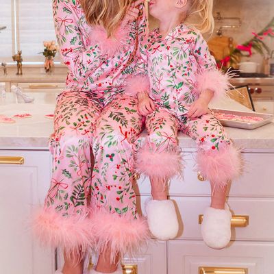 Hirigin Mommy and Me Christmas Pajamas Set Feather Trim Long