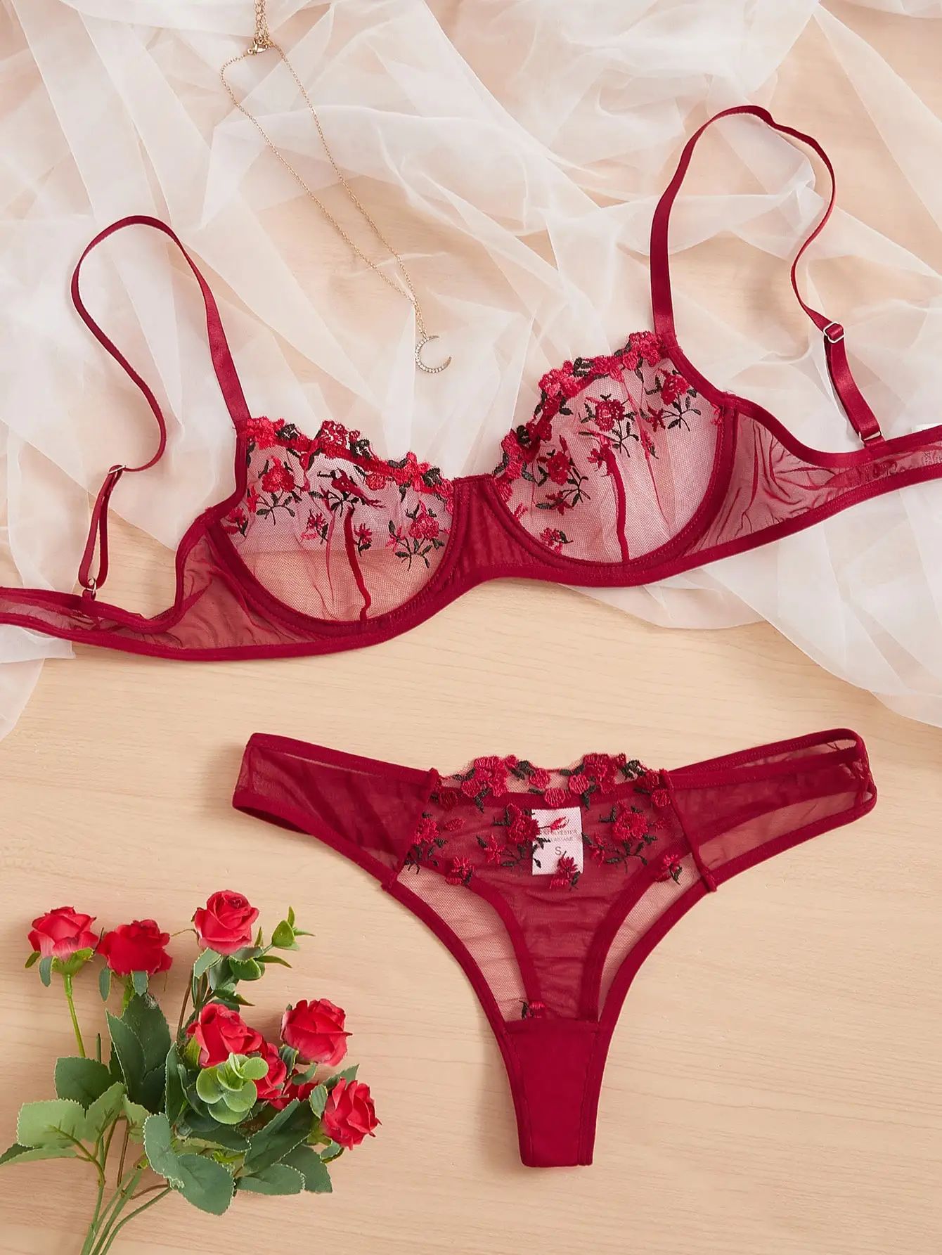 Floral Embroidery Lingerie Set Underwire Push Up Bra Set Wom