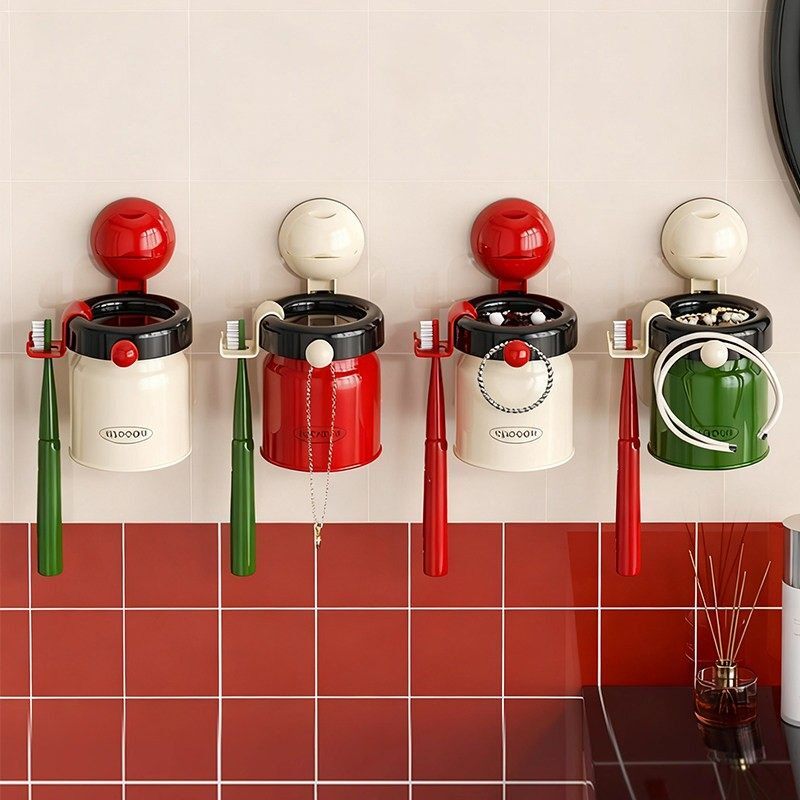 日本卫生间吸盘牙刷置物架壁挂式免打孔可爱磁吸漱口杯牙刷杯挂架