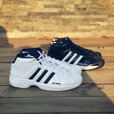 阿迪达斯篮球鞋男缓震高帮
