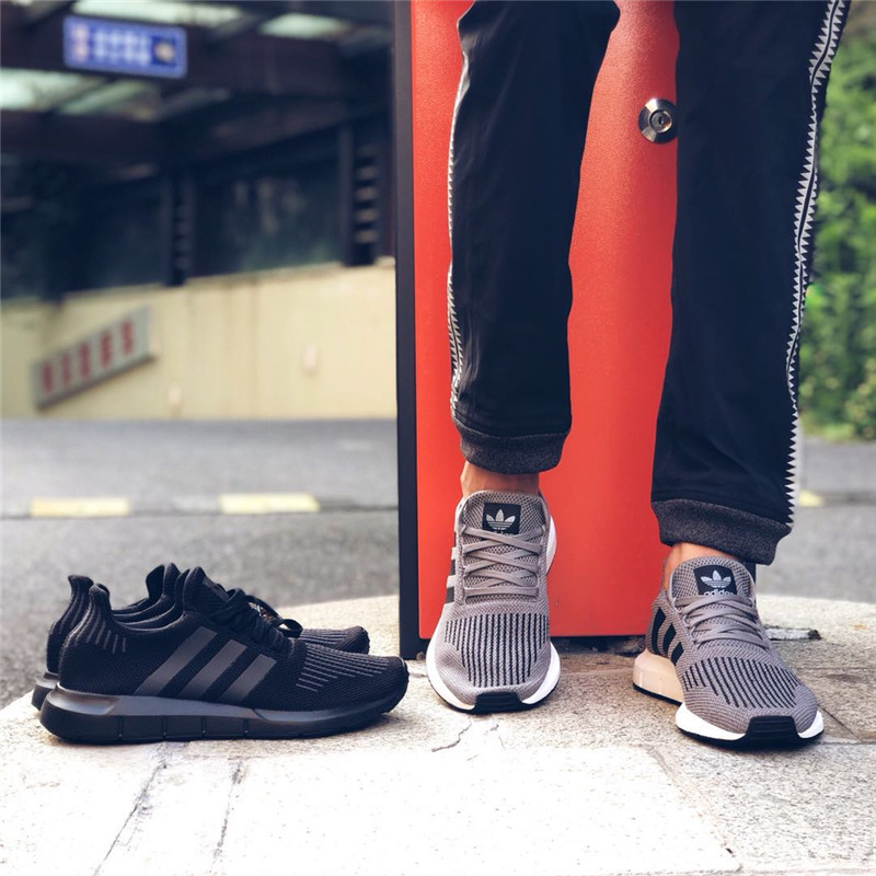 跑鞋休闲鞋三叶草男女