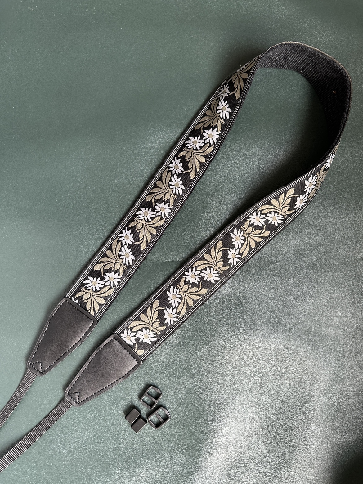 UNIKSTRAP百搭DAISY绣花相机背带