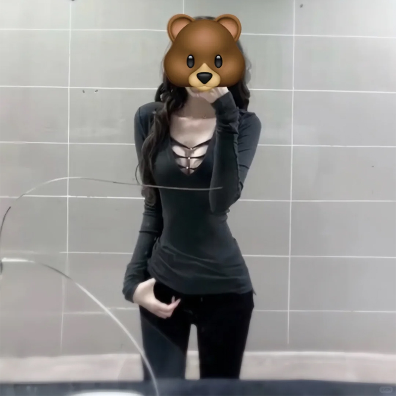 美式辣妹深V领镂空修身长袖T恤女