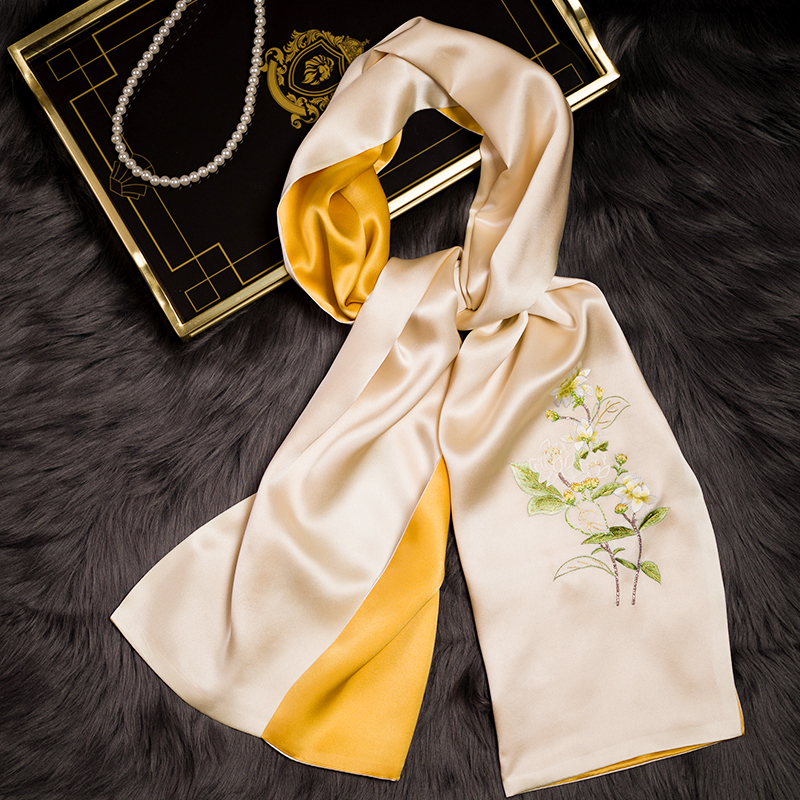 苏绣真丝丝巾中国风高档刺绣围巾春秋冬女桑蚕丝旗披肩袍妈妈礼品