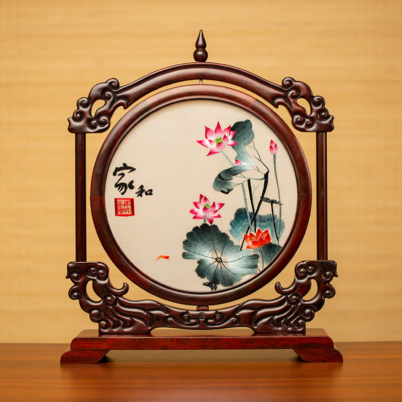 苏绣摆件古典中式风格桌面摆台手工刺绣屏风苏州绣美红木台屏礼品