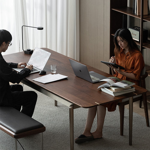 致家家居轻奢风黑胡桃悬空工作台