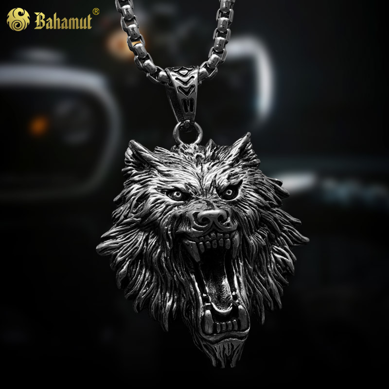 暗黑风吊坠项链钛钢蛇骨链男狼头
