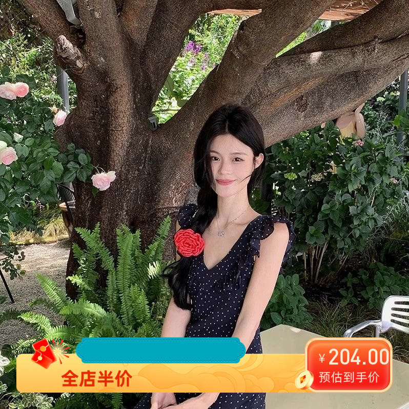 2026夏季新款法式薄荷绿抹胸连衣裙子女海边度假风收腰露肩长裙