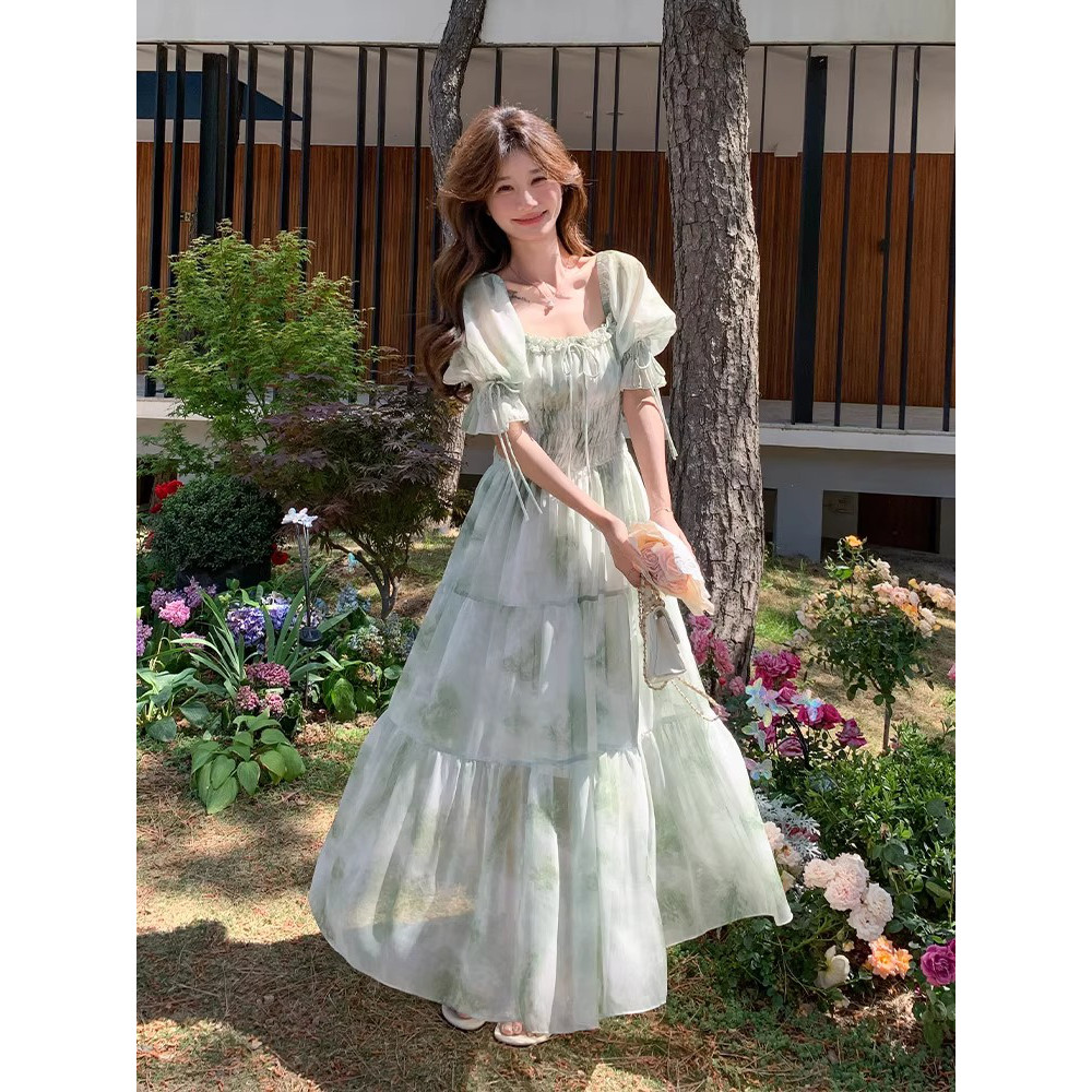 法式浪漫方领碎花连衣裙夏仙女新款春秋温柔气质超仙度假长裙