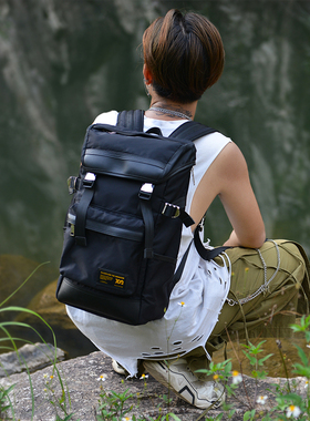 潮牌英伦休闲双肩包男时尚潮流ins日系简约百搭背包韩版学生书包