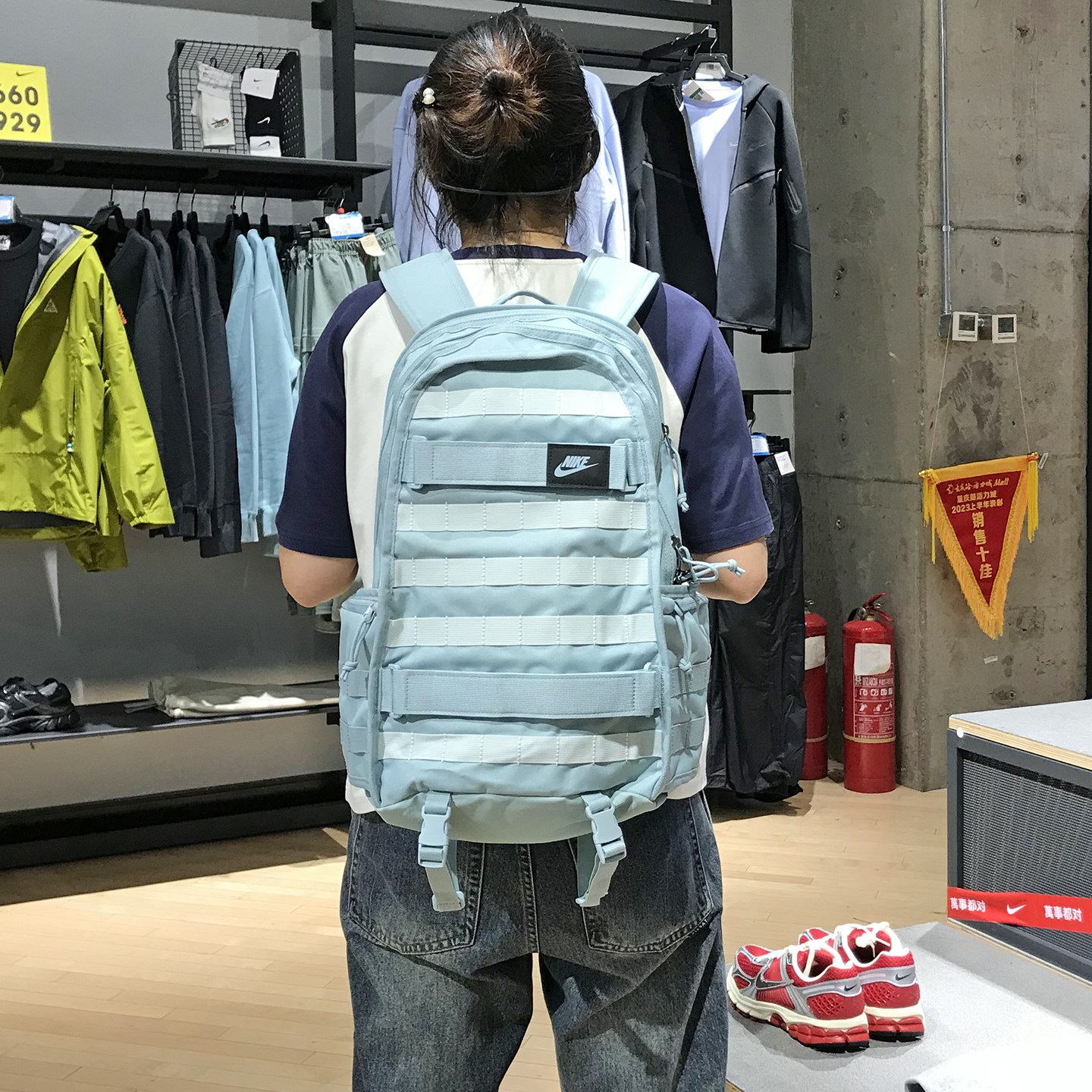 耐克运动休闲初高中SB滑板电脑双肩背包学生书包男女BA5971-363