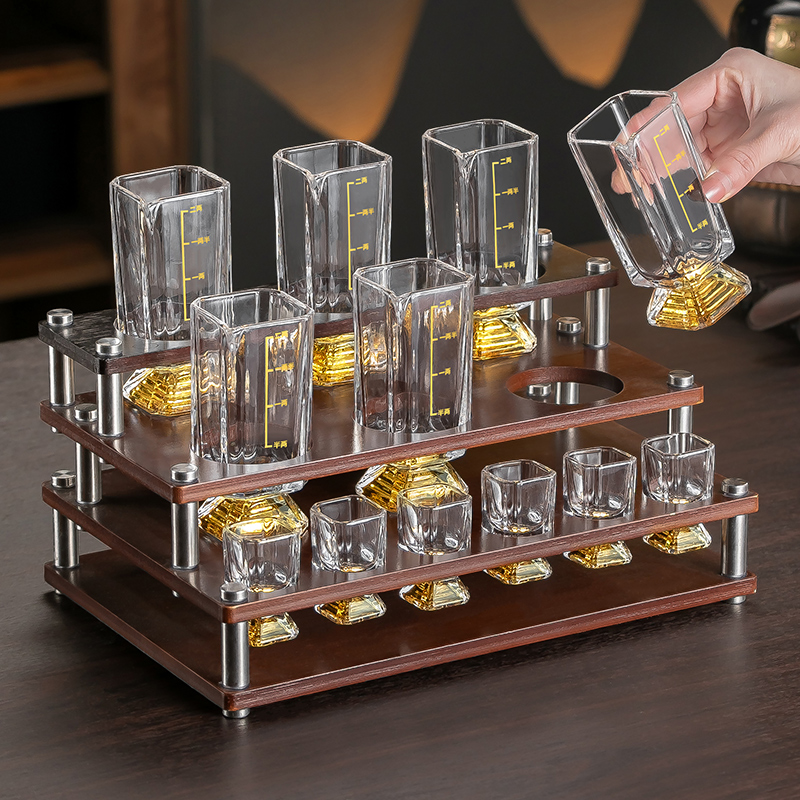 金字塔白酒杯套装金山家用轻奢高档创意玻璃分酒器个人专用高脚