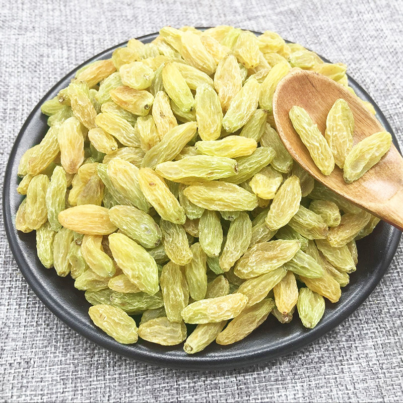 新疆吐鲁番绿香妃葡萄干风干葡萄干零食即食孕妇干果500g包邮