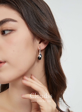 Cloudss 「黑色马蹄莲」s925纯银黑玛瑙小耳坠